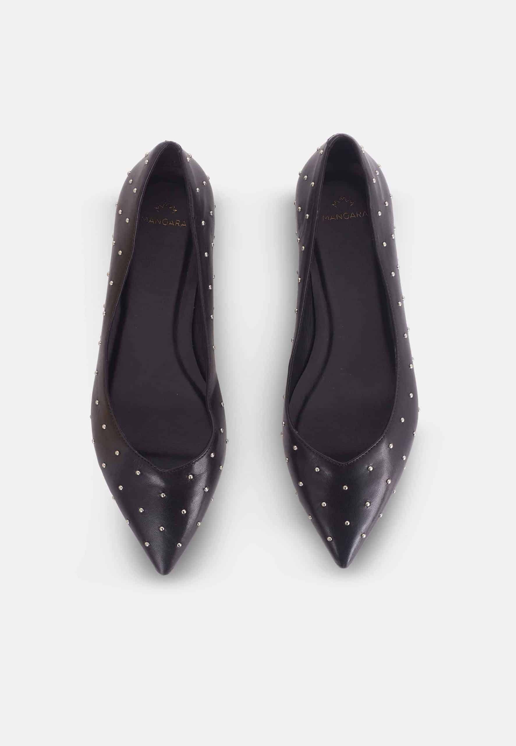 Women's Comfortable Black Leather Ballerinas with Stud Design.