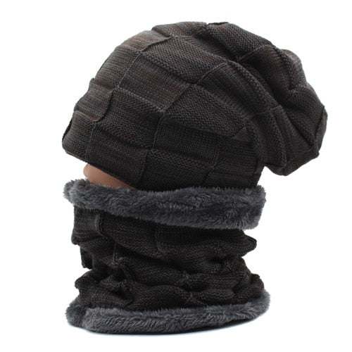 Men and Womens Knitted checked Hat and Neck Warmer Set With Faux Fur