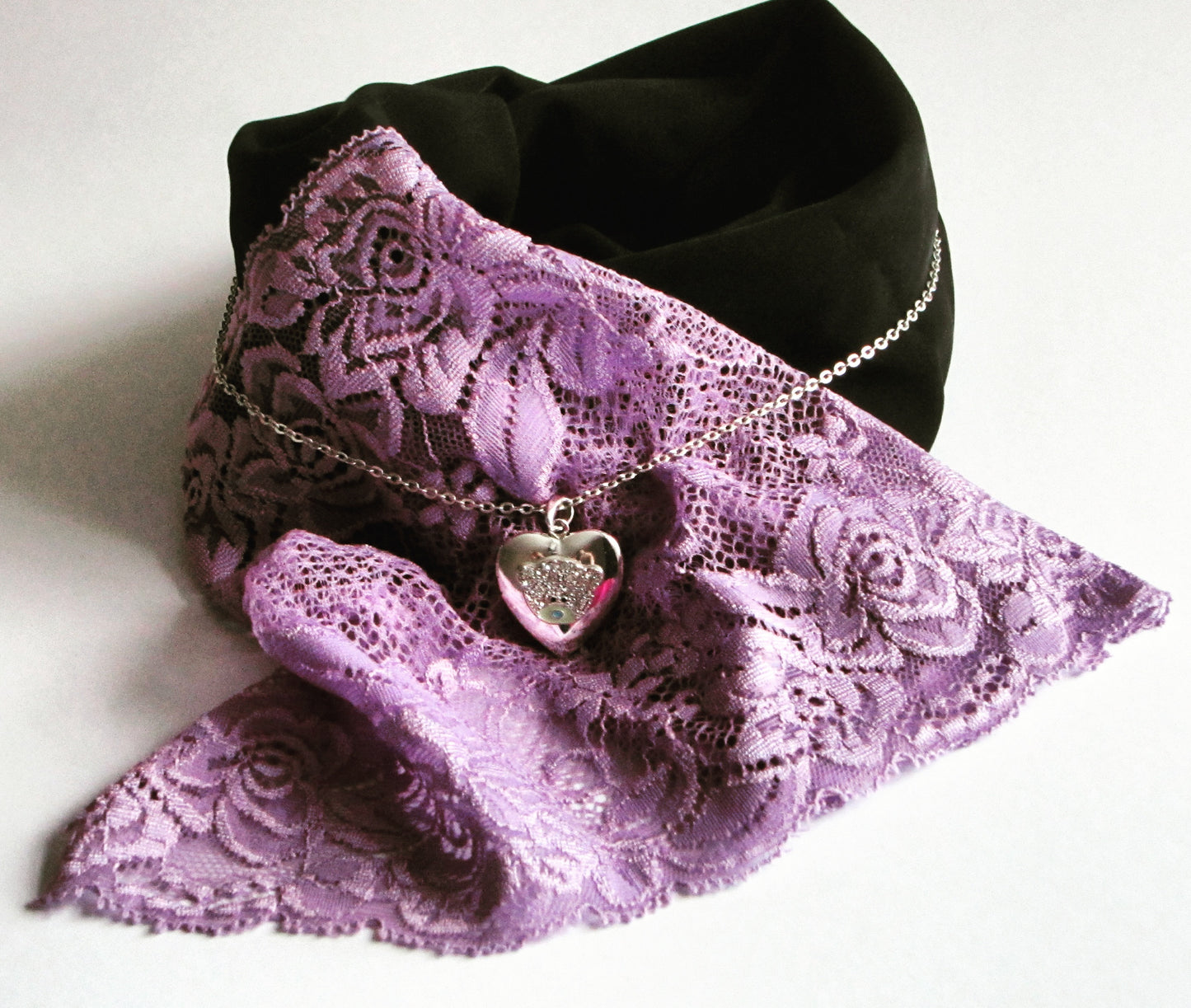 Black Vintage Style Scarf With Lilac Lace Trim - Style Showroom 