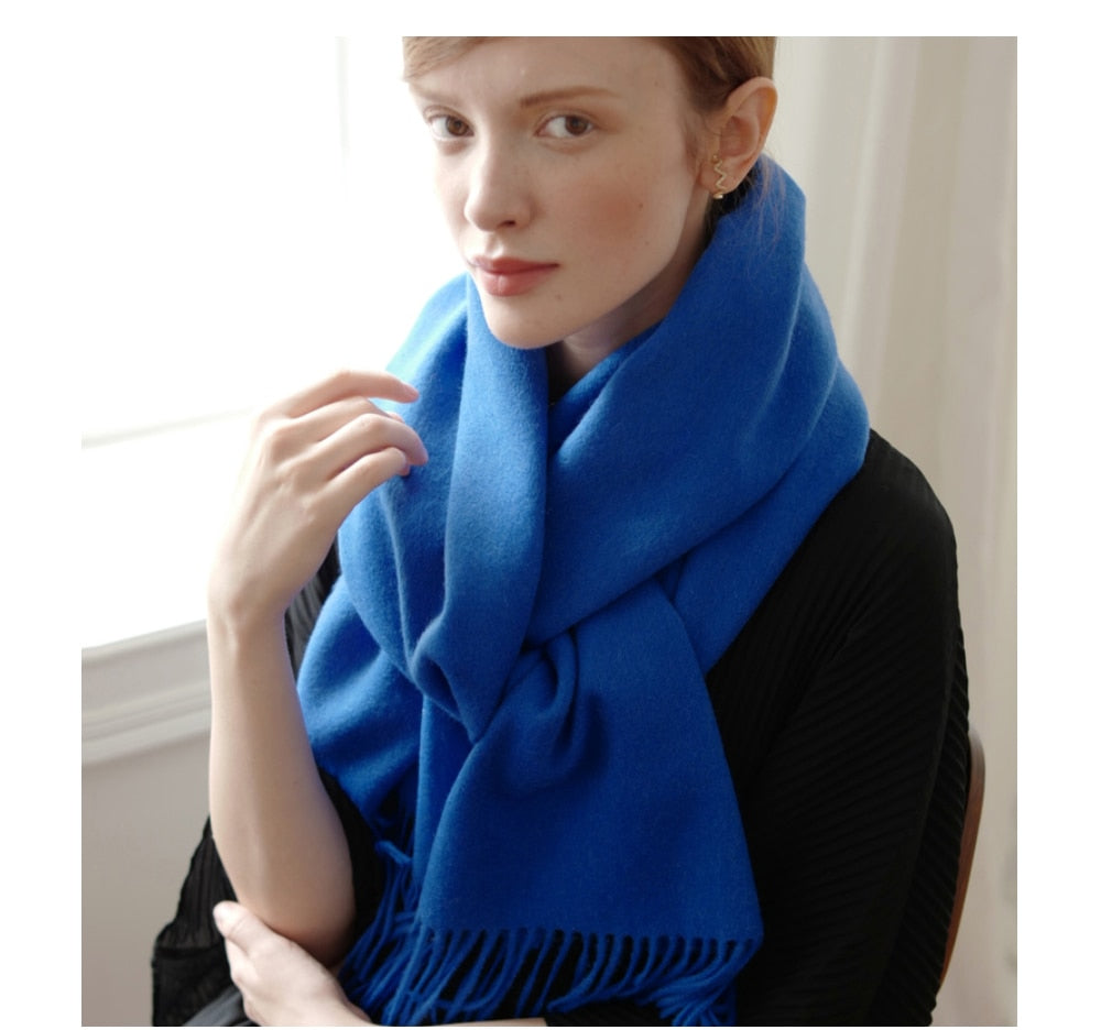 Ladies Cosy Woollen Scarf For Autumn and Winter